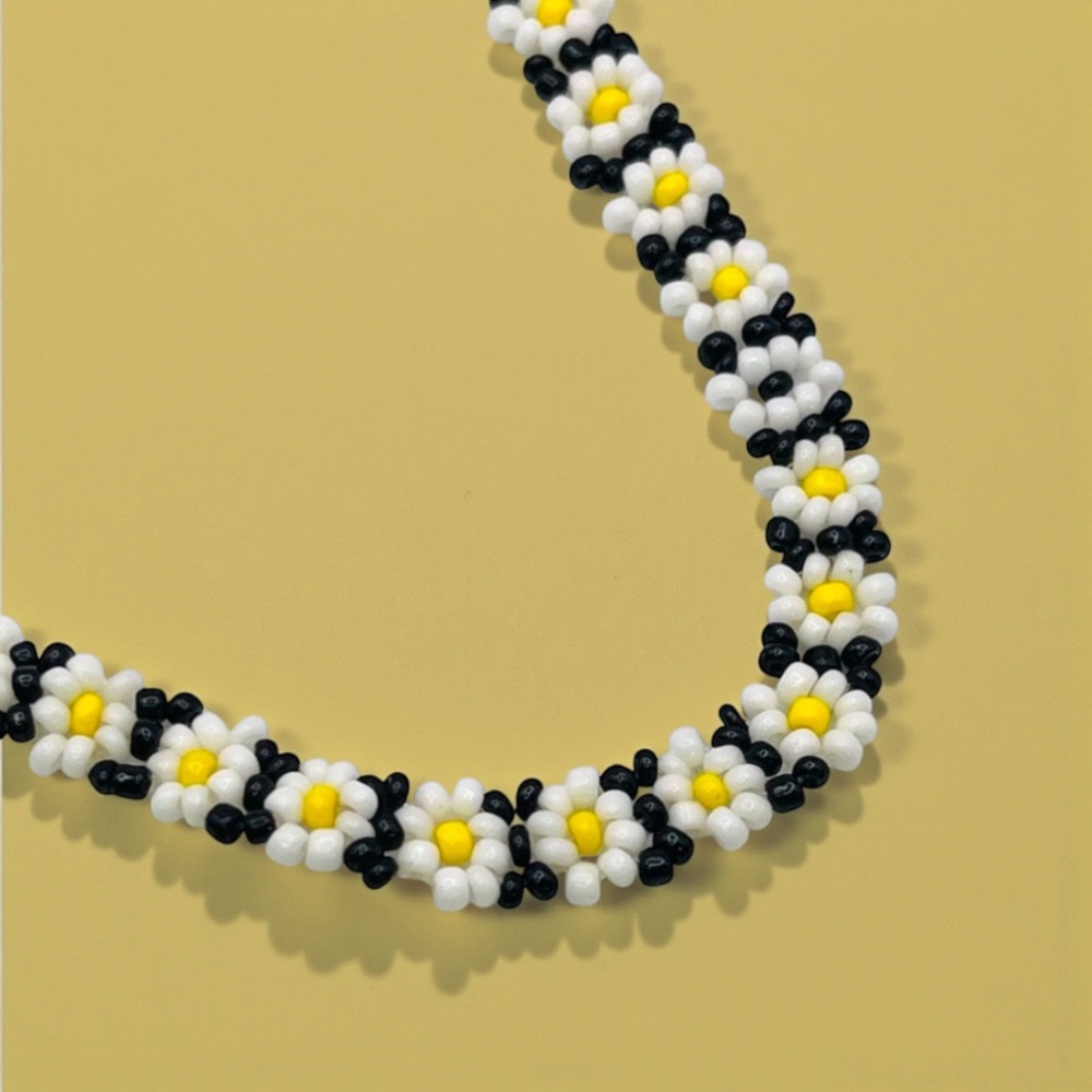 Cute Handcrafted Seed Bead Daisy Necklace White Yellow Black Hippie Boho Vibe